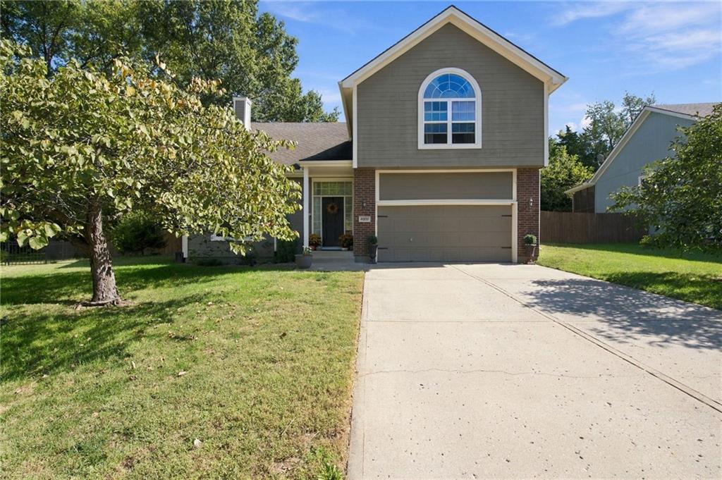 Listing Photo MLS #HMS2641182
