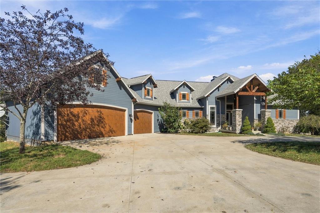 Listing Photo MLS #HMS2644392