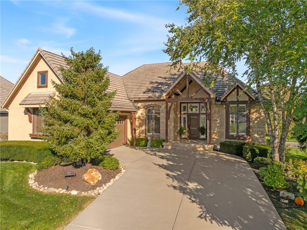 Listing Photo MLS #HMS2646719