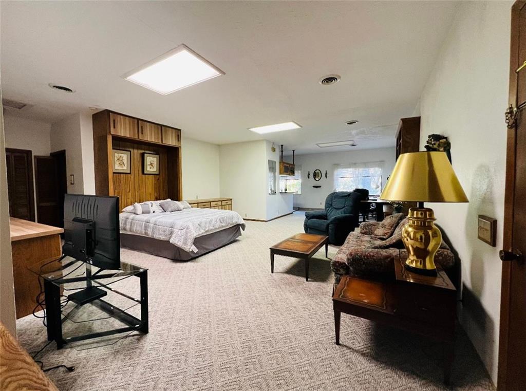 Listing Photo MLS #HMS2648852