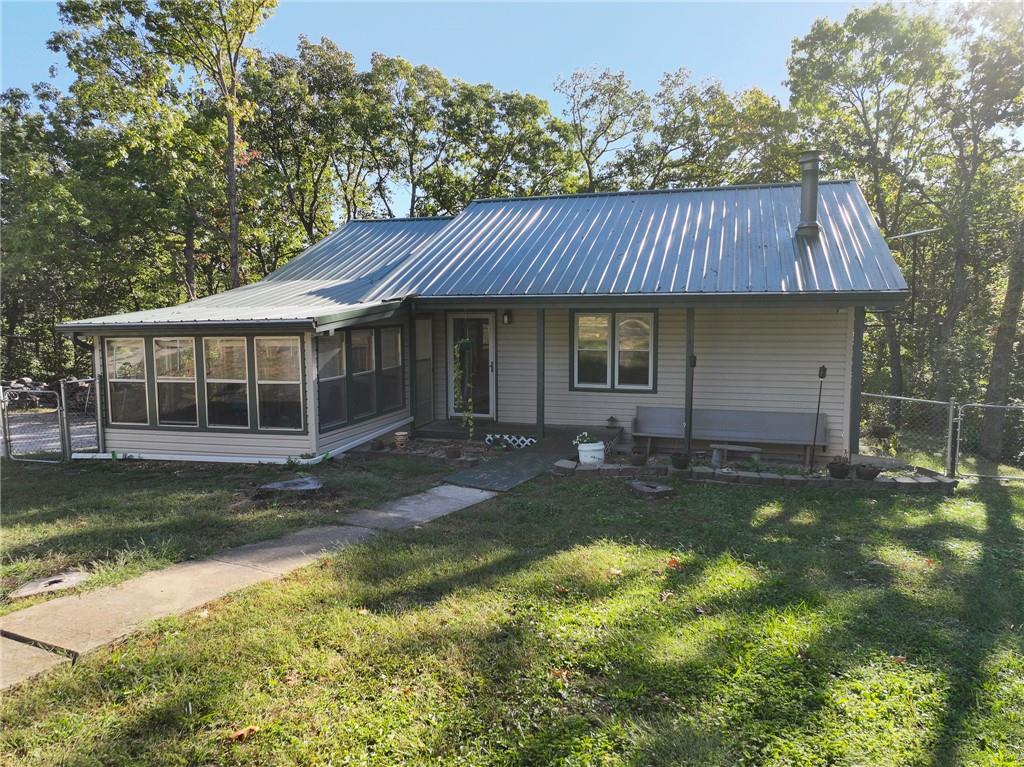 Listing Photo MLS #HMS2649077