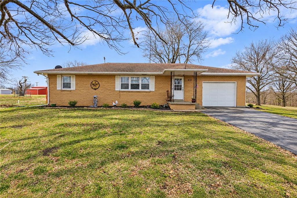 Listing Photo MLS #HMS2649444