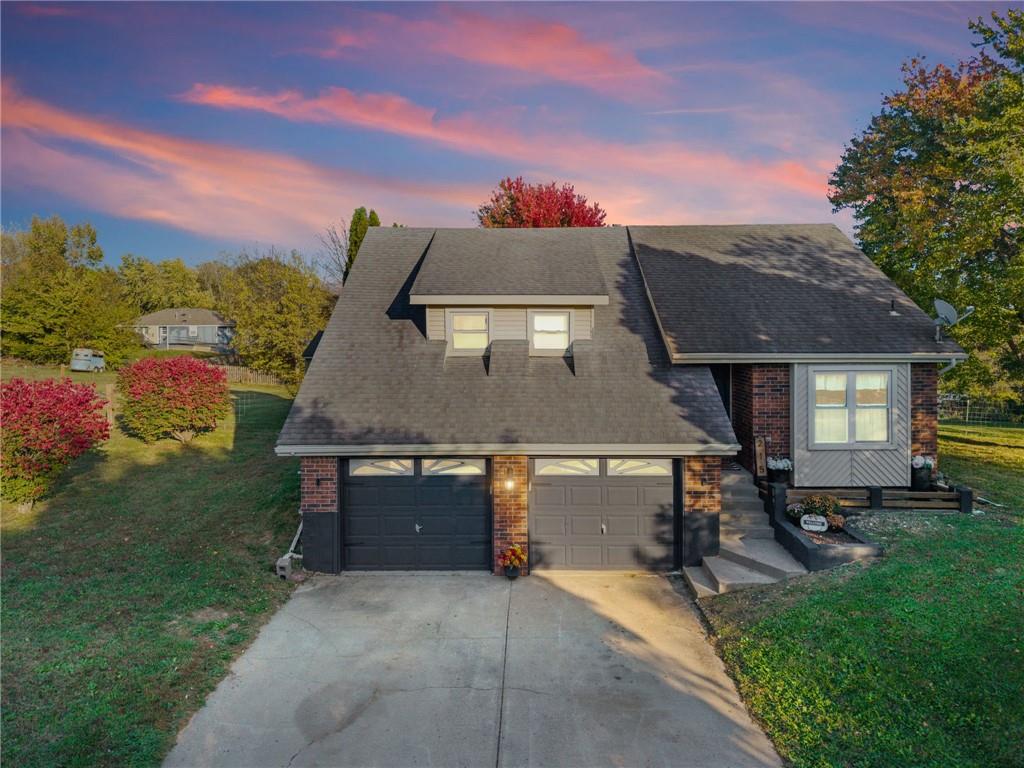 Listing Photo MLS #HMS2649557