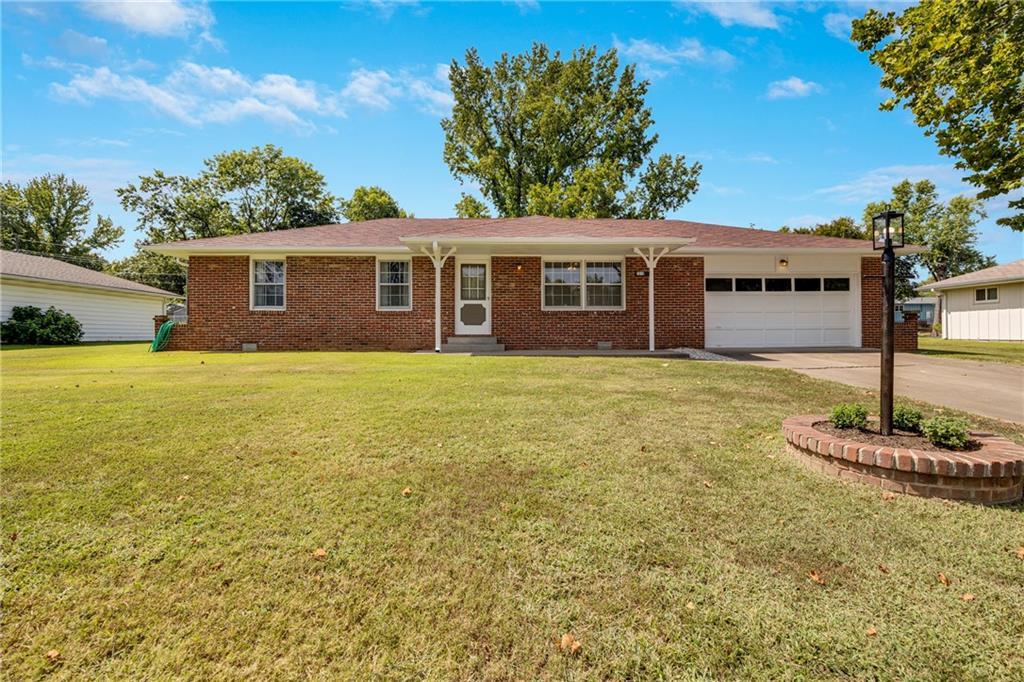 Listing Photo MLS #HMS2649567