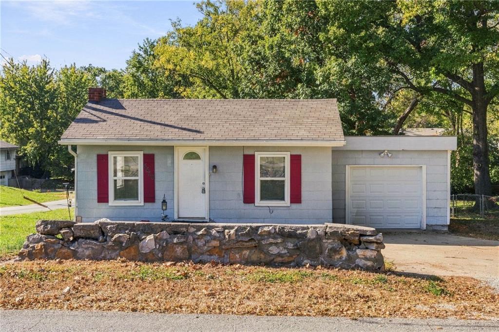 Listing Photo MLS #HMS2649577
